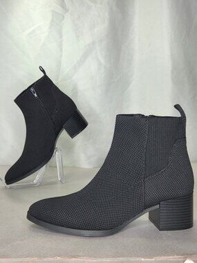 Lifestride Dazzle Almond Toe Ankle Dress Boots (Black Knit Fabric) - Size 8 M